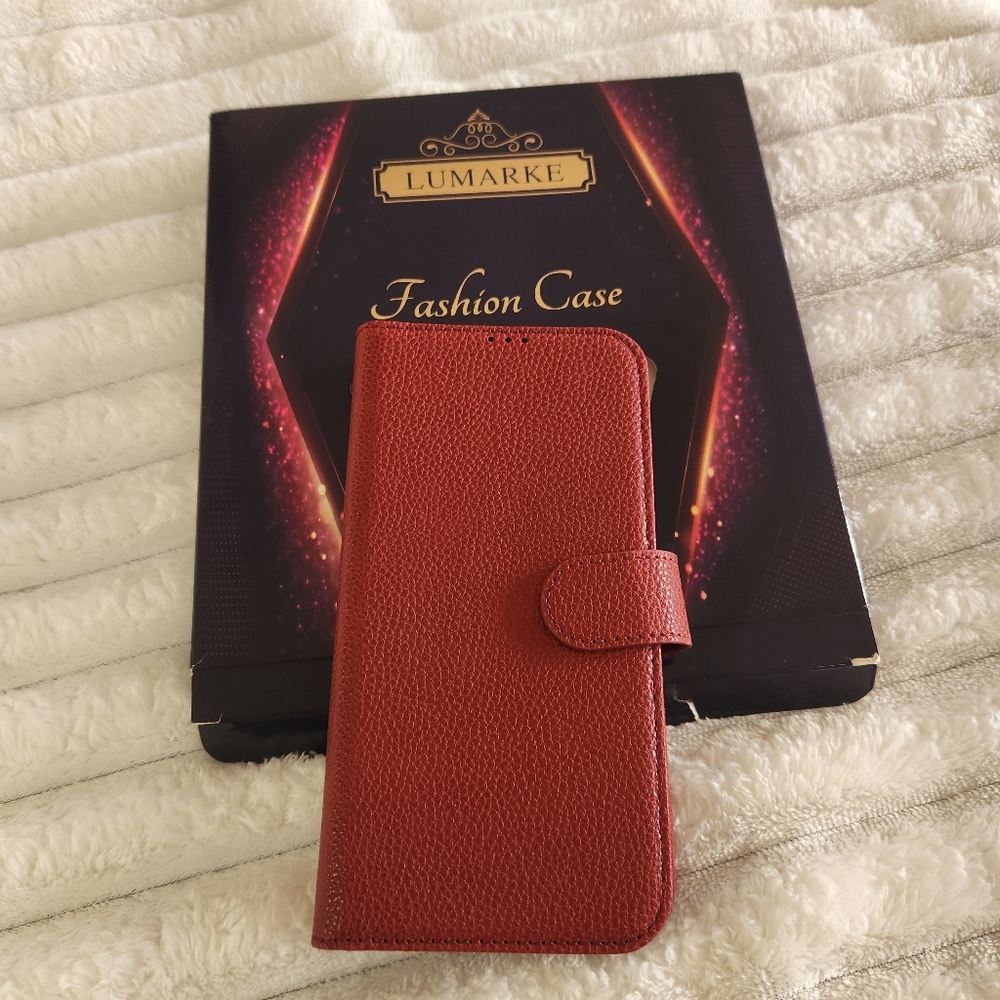 LUMARKE i Phone 15 Pro Max Wallet Case